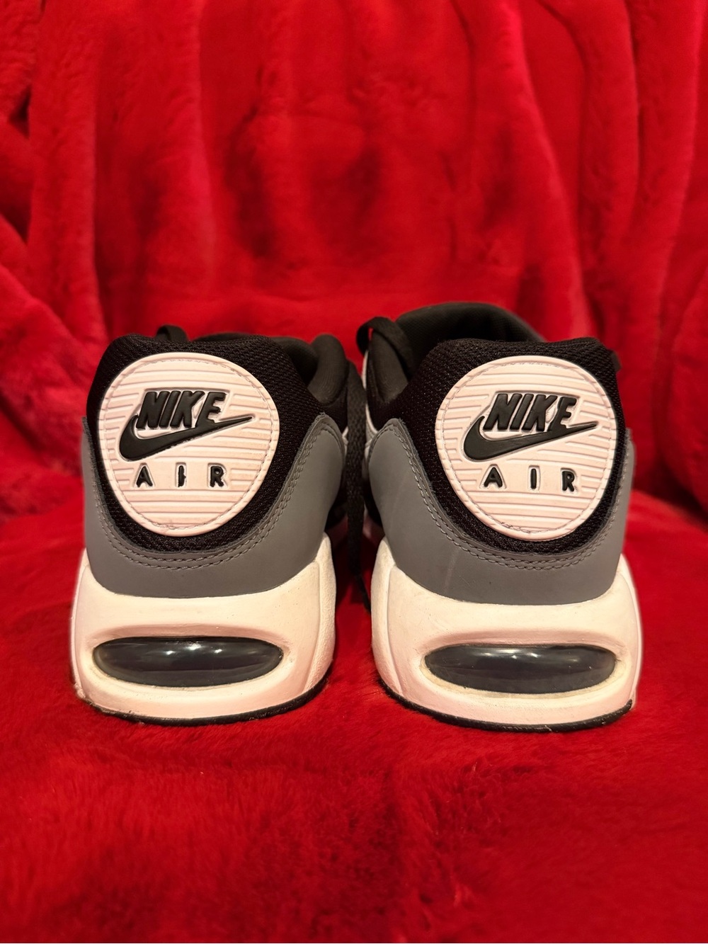 Nike Men’s Black Gray White Air Max Correlate Sneakers Size 11 - Picture 4 of 9